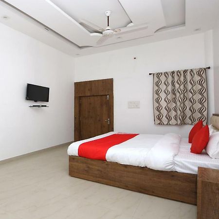 Oyo 38414 Rain Basera Resort Jabalpur Luaran gambar