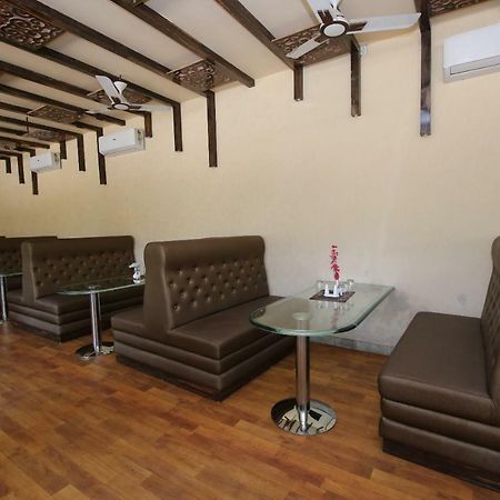 Oyo 38414 Rain Basera Resort Jabalpur Luaran gambar