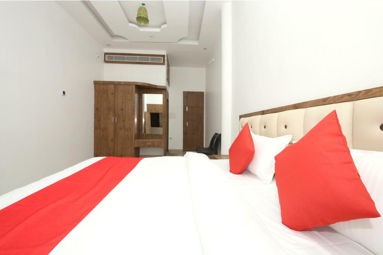 Oyo 38414 Rain Basera Resort Jabalpur Luaran gambar