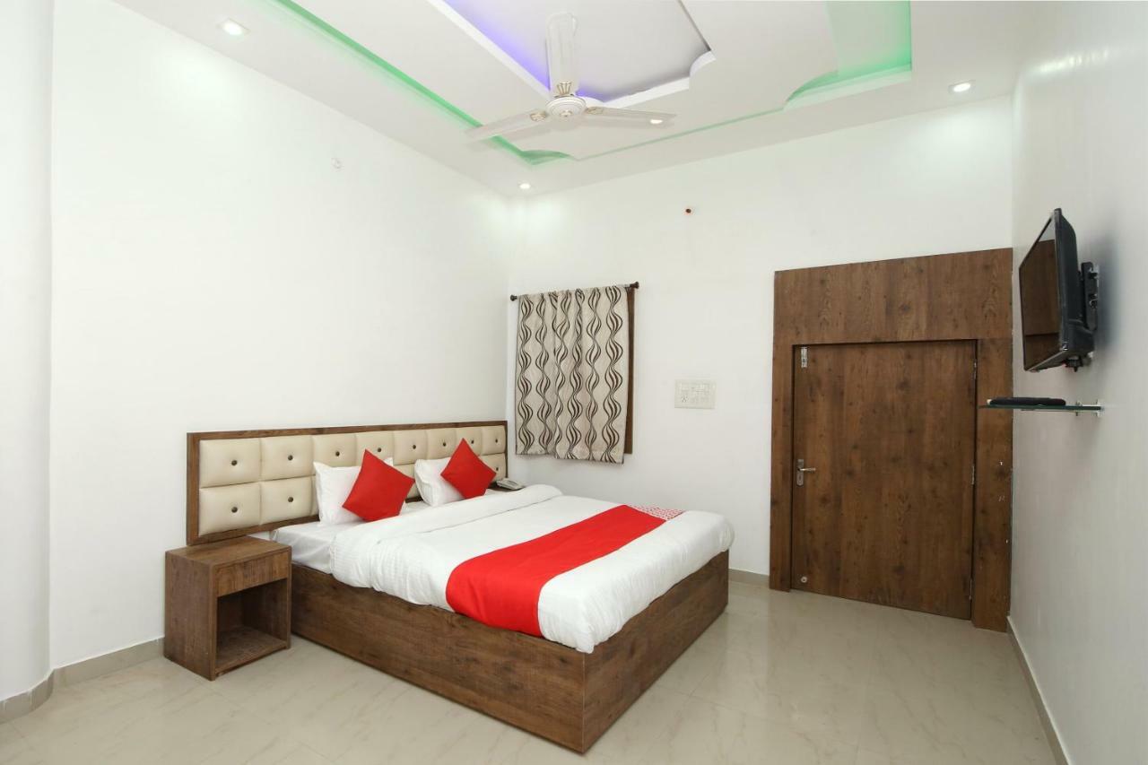 Oyo 38414 Rain Basera Resort Jabalpur Luaran gambar