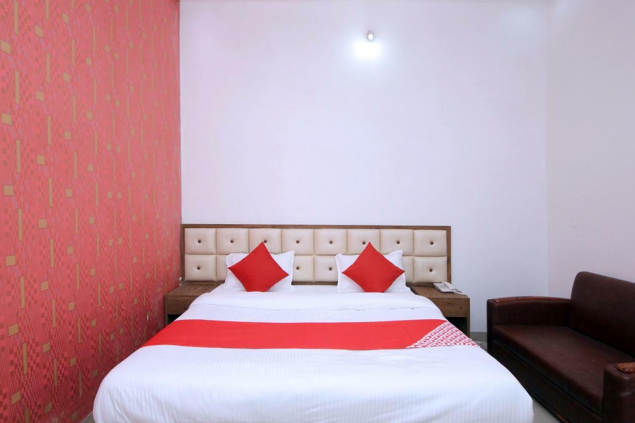 Oyo 38414 Rain Basera Resort Jabalpur Luaran gambar