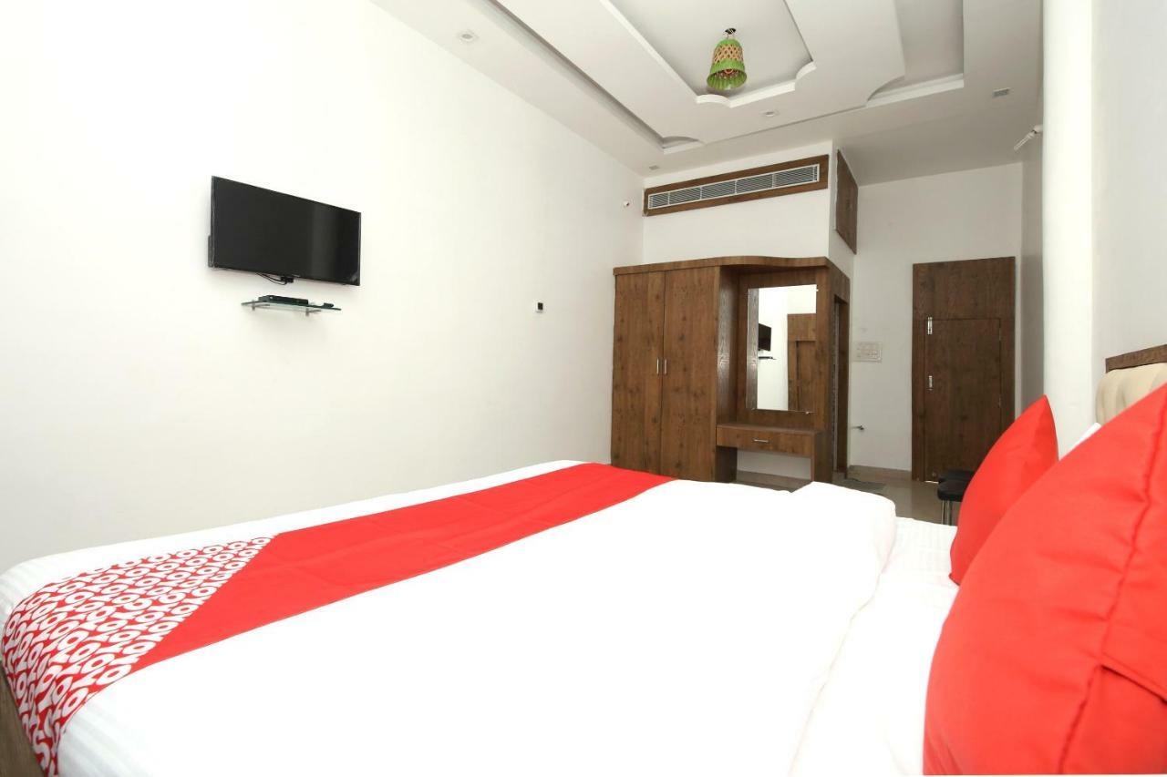 Oyo 38414 Rain Basera Resort Jabalpur Luaran gambar