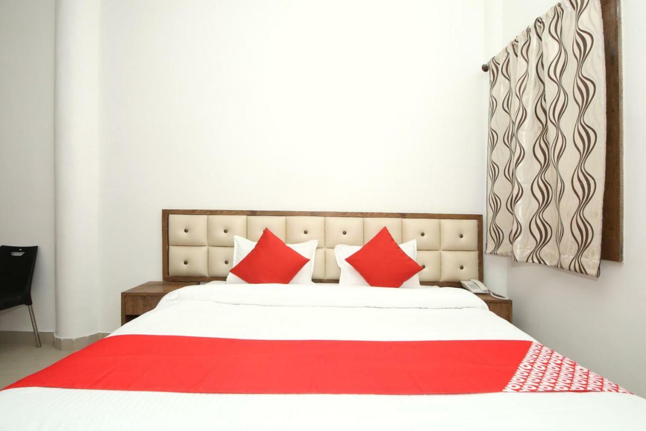 Oyo 38414 Rain Basera Resort Jabalpur Luaran gambar